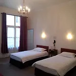 Du Cygne 3*