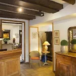 Du Cygne Hotel 3*