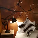 Du Cygne Hotel 3*
