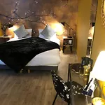 Du Cygne Hotel