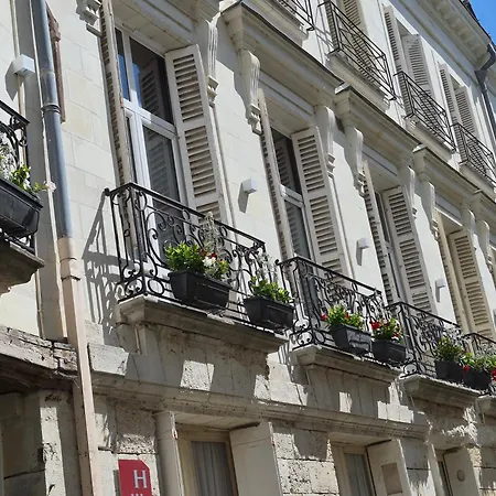 Hotel Du Cygne Tours 3*