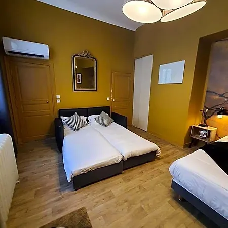 Du Cygne Hotel 3*