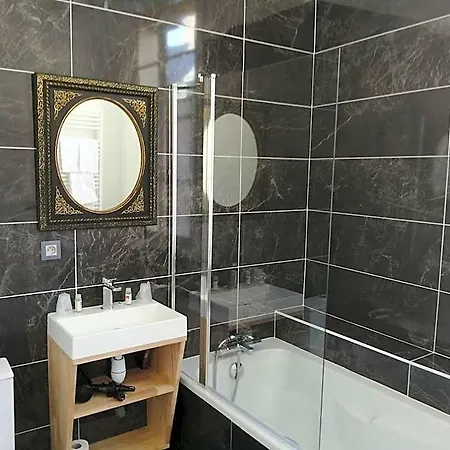 Du Cygne Szálloda Tours