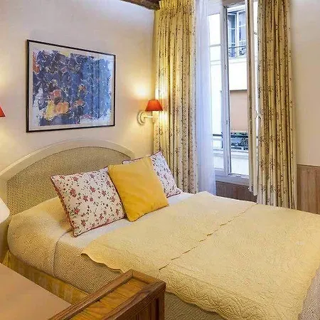 Du Cygne Hotel 3*