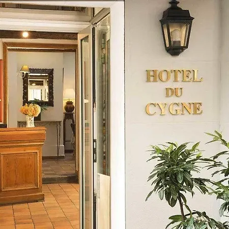 Du Cygne 3* Tours